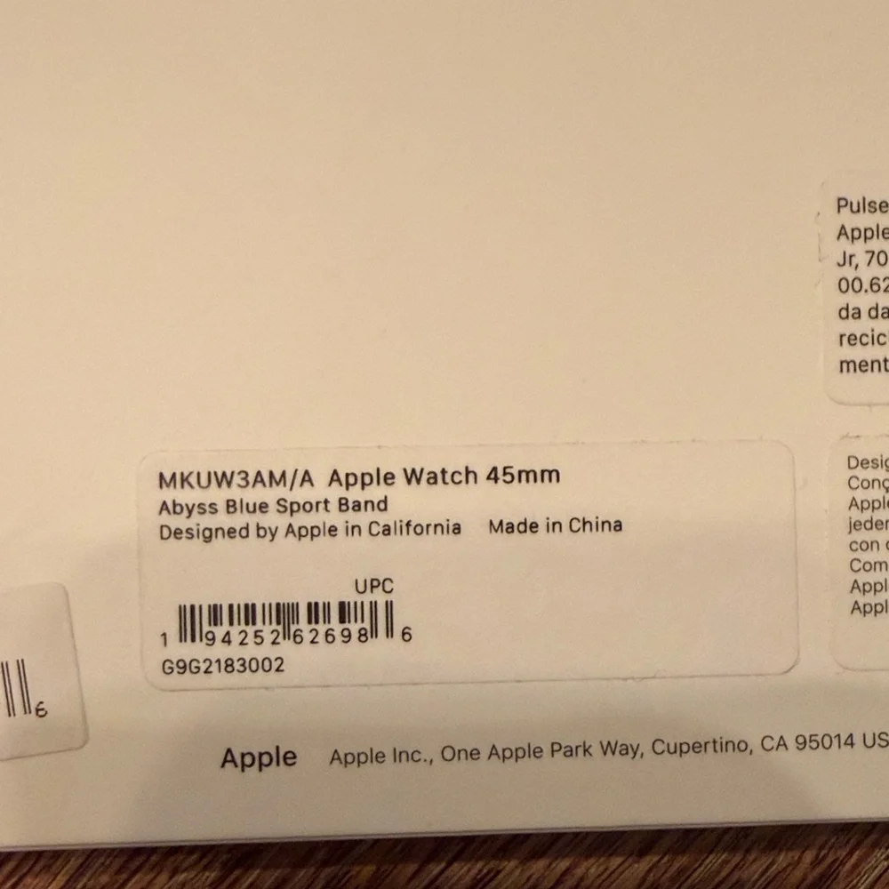 NWT Apple Watch Sport Band - Blue
